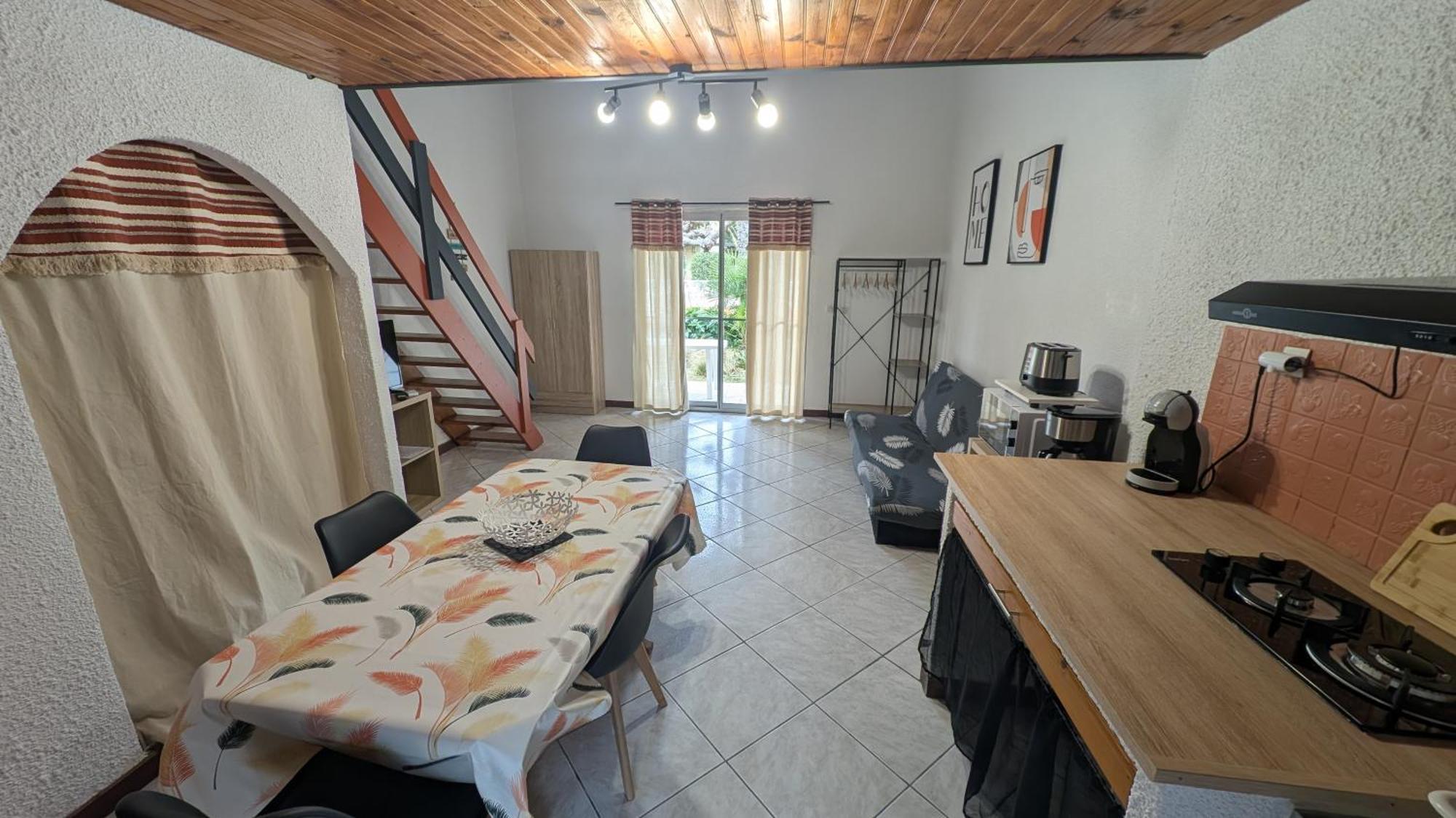 Gite La Capelle Roquefort Des Corbieres Sigean Narbonne Aude Habitación foto